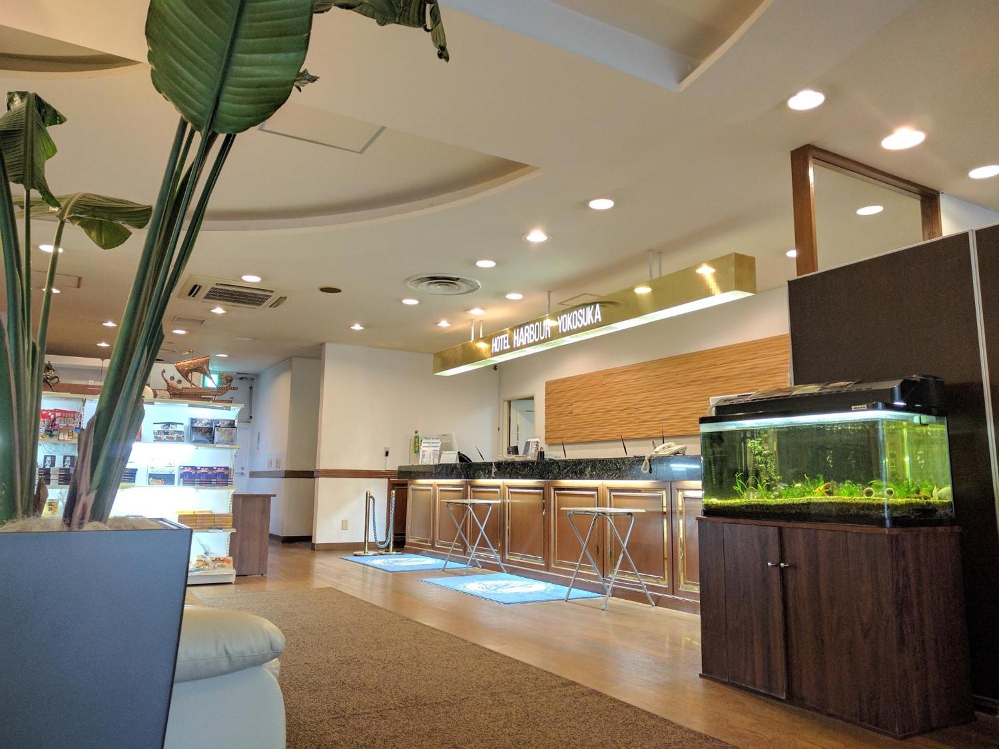 Hotel Harbour Yokosuka Buitenkant foto